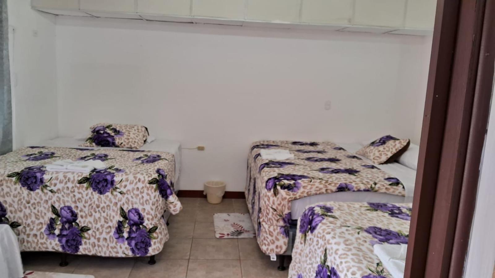 קצאלטננגו Hotel Kamelot Parque Central מראה חיצוני תמונה